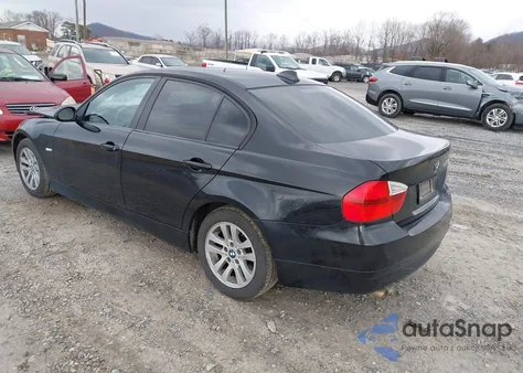 2007 BMW 328Xi z USA, uszkodzony, nr VIN WBAVC93517KZ70606